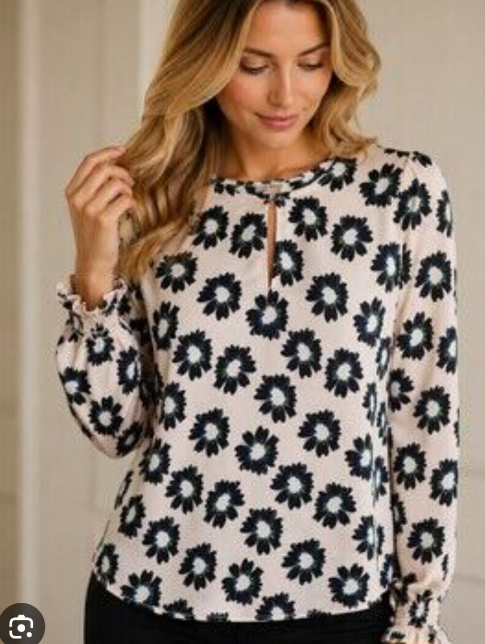Ted Baker Blush Pink Floral Keyhole Long Sleeve Blouse Size XL